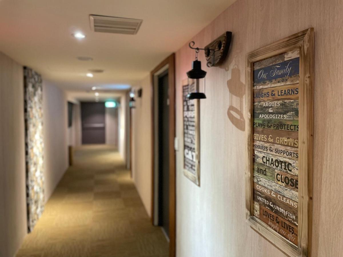 Roaders Hotel Hualien Dongda Luaran gambar