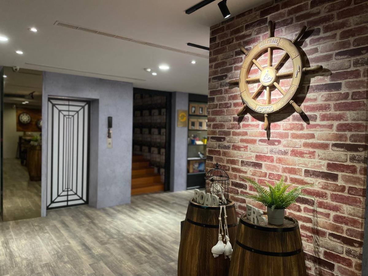 Roaders Hotel Hualien Dongda Luaran gambar