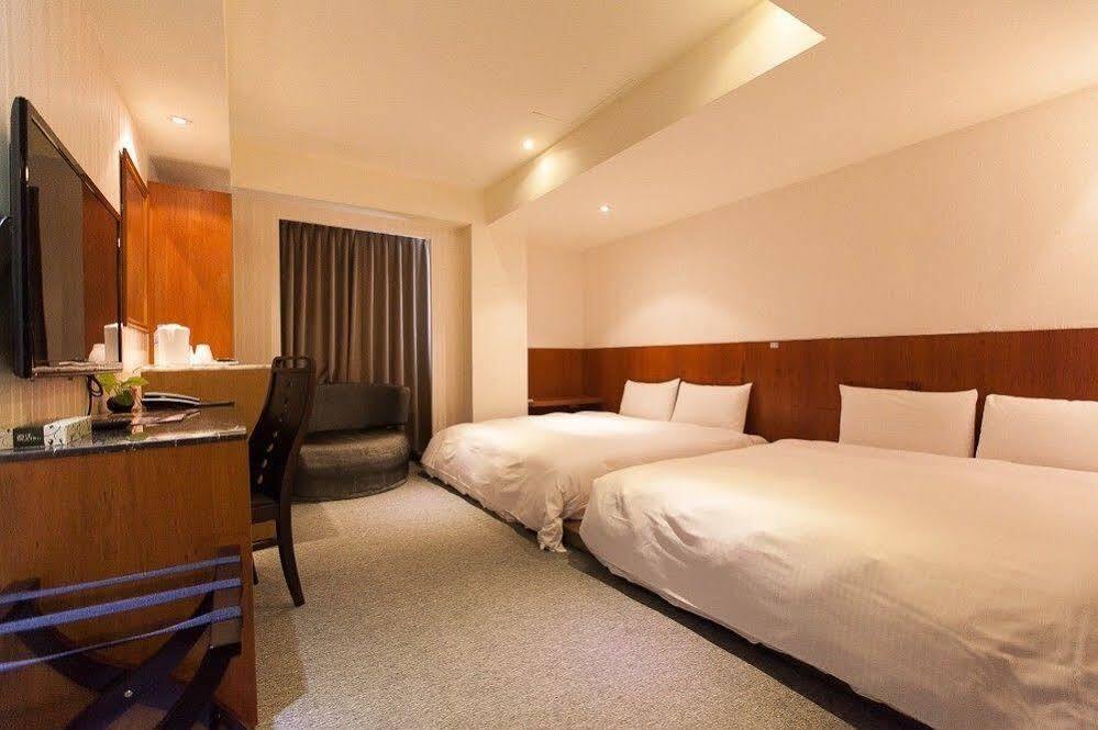 Roaders Hotel Hualien Dongda Luaran gambar